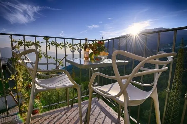 La Terrazza - Rebomaholidays