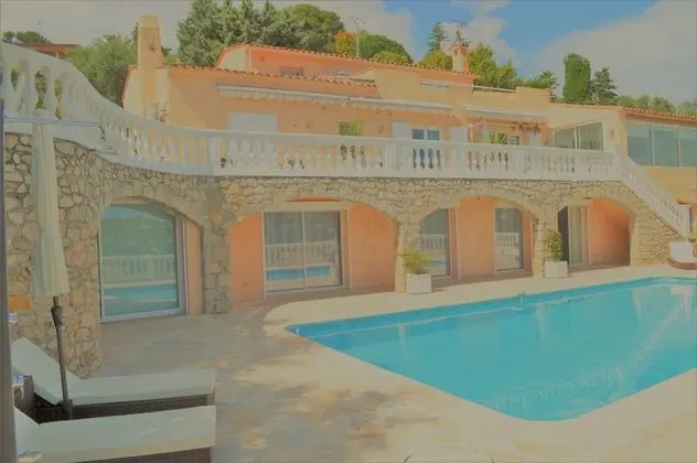 Villa La Terre Des Lauriers B&B - Havuz