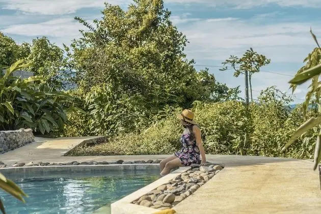 La Tigra Rainforest Lodge - Havuz