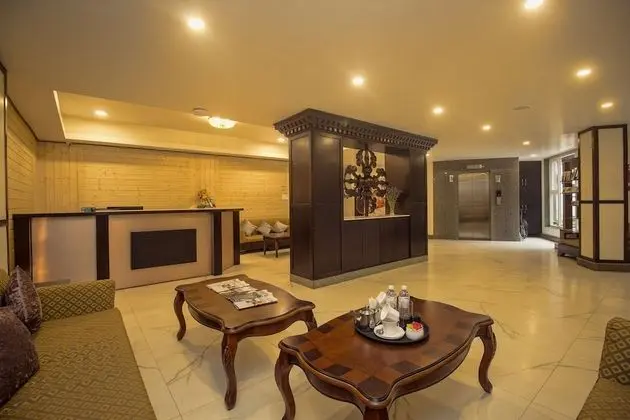 LA Ttakshang Residency Hotel & Spa - Lobi
