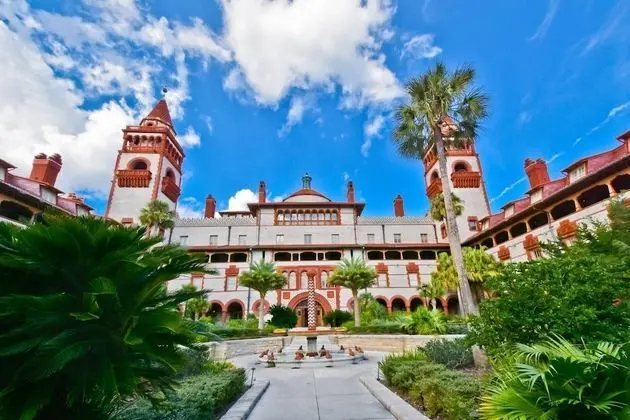 La Valencia