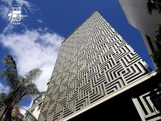 LA VIE HOTEL