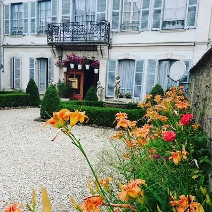 La Vieille France - 1