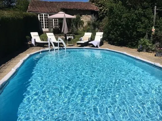 La Vieille Maison D'Aurin - Havuz