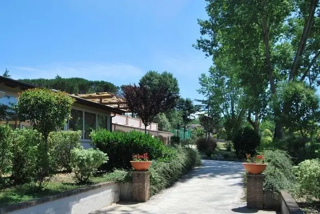La Vignola Country Hotel - Dış Mekan