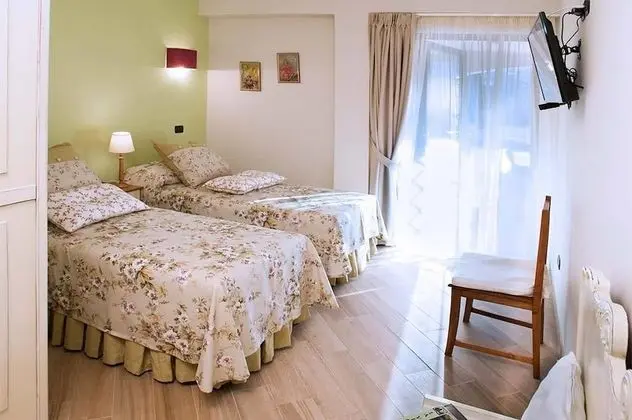 La Vignola Country Hotel - Oda