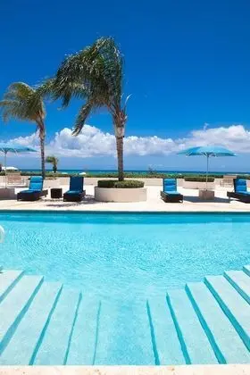 La Vista Azul Modern Condo Ocean Views - Havuz