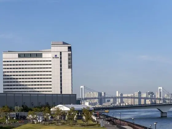 La Vista Tokyo Bay