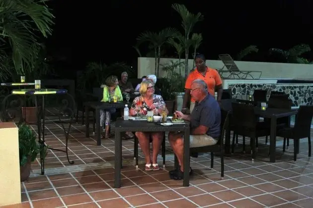 La Vue Boutique Anguilla - Yeme / İçme