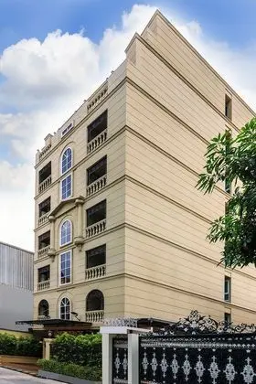 LA49 Hotel