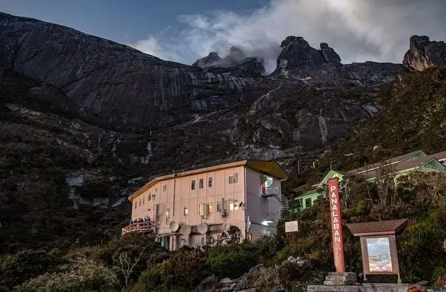 Laban Rata Resthouse at Mount Kinabalu - Dış Mekan