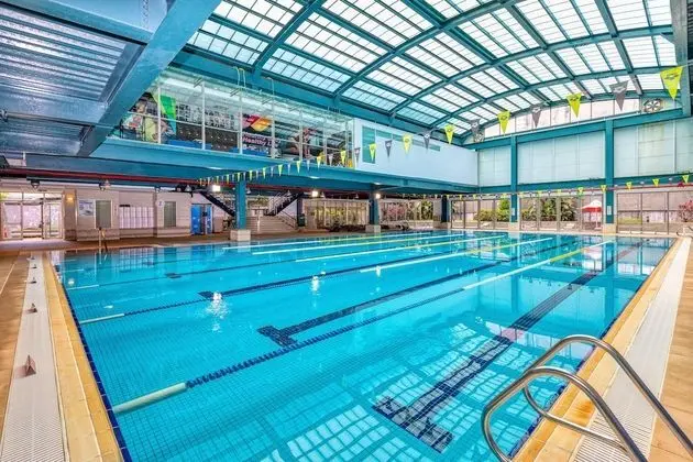 Lacle Hotel - Luzhou Taipei - Havuz