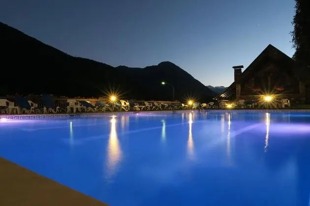 Hotel Lacreu - Havuz