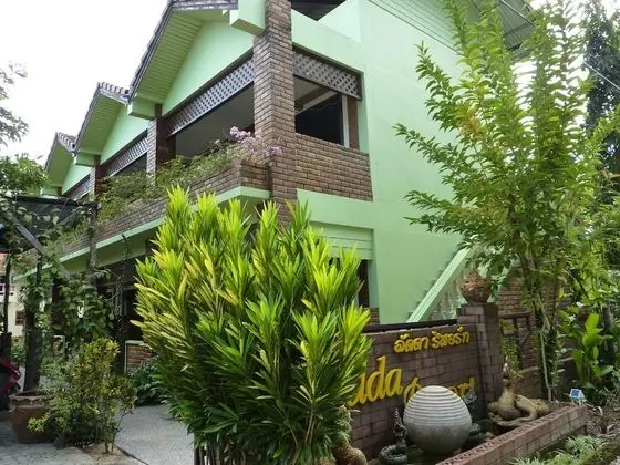 Ladda Resort