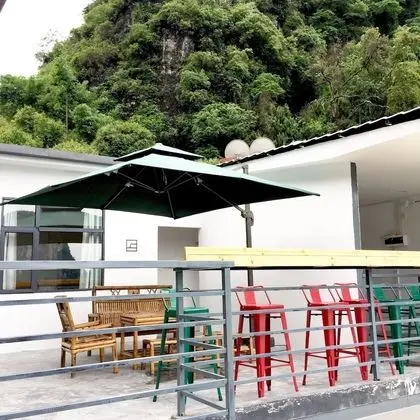 Ladder Inn - 1