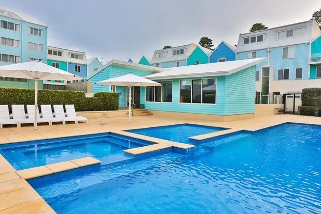 Lady Bay Resort - Genel