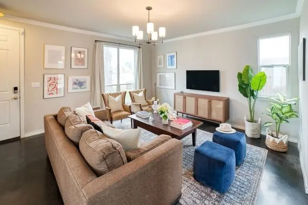 Lady Bird by Avantstay Great Location in Austin w/ Large Yard & Fire Pit! - İç Mekan