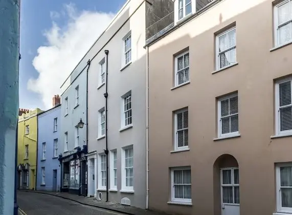 Lady Tenby - 2 Bedroom Luxury Apartment
