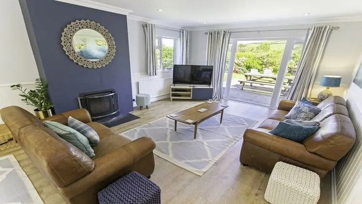Ladywell Croyde 6 Bedrooms, Sleeps 12, Hot Tub - Oda Düzeni