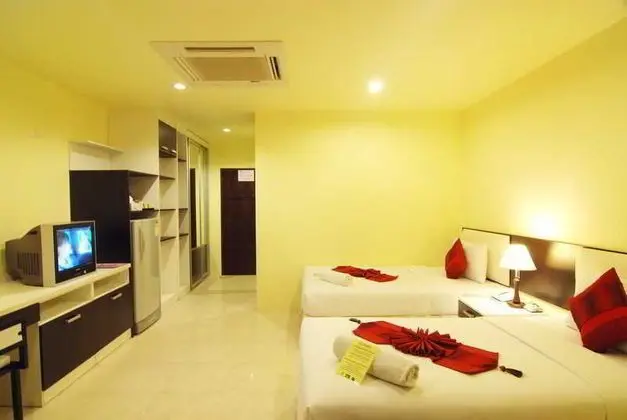 Laem Din Hotel - Oda