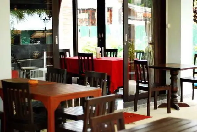 Laem Din Hotel - Yeme / İçme