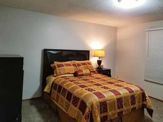 Lafayette Townhouse 105 - Oda