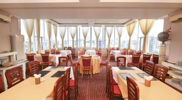 LaFelix Hotel