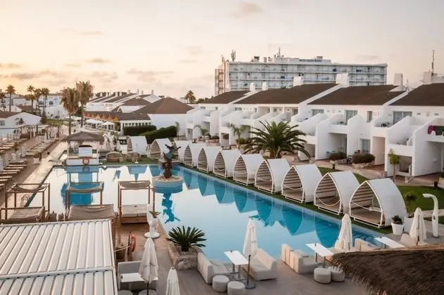 Lago Resort Menorca Casas del Lago - Adults Only