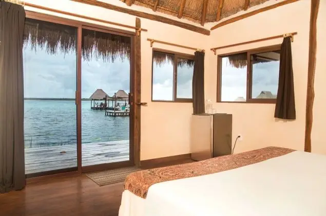 Lagoon Front Suite with Bikes & Kayaks