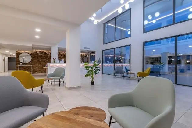 Lagrange Apart'HOTEL Les Jardins d'Olympie - Lobi