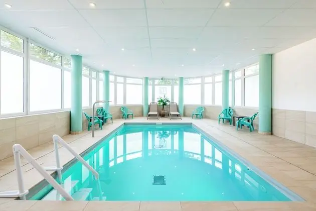 Lagrange Apart'HOTEL Mulhouse - Havuz