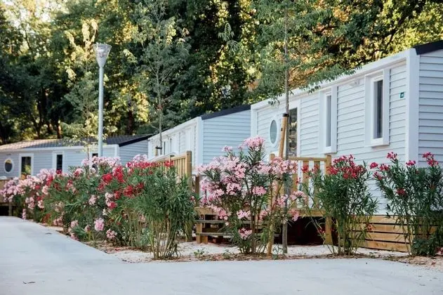 Lagrange Vacances Camping Le Bois Fleuri - Dış Mekan