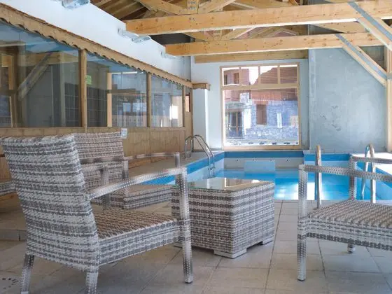 Lagrange Vacances Les Chalets Edelweiss - Havuz