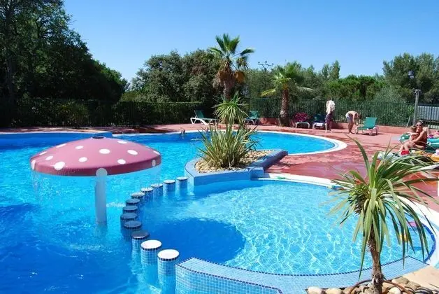 Lagrange Vacances Les Pescalunes - Havuz