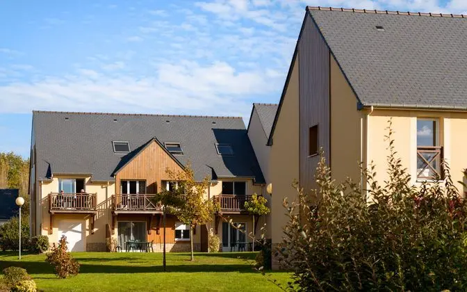 Lagrange Vacances Les Roches Douvres