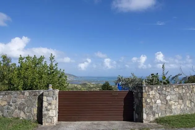 L'Agua by Island Properties Online - Dış Mekan