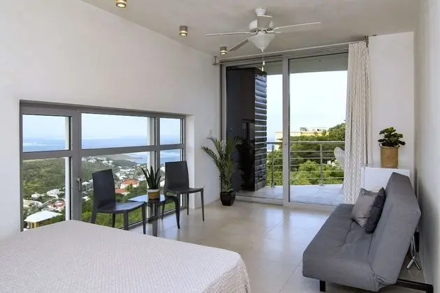 L'Agua by Island Properties Online - Oda