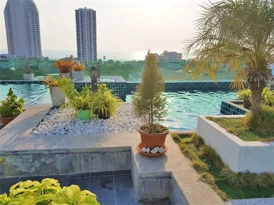 Laguna Bay 1 Pattaya Modern 1 Bedroom Apartment - Havuz