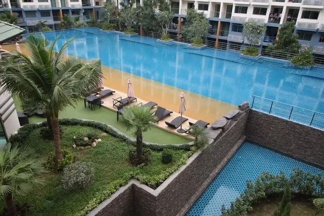 Laguna Beach Resort 2 by PSR ASIA - Havuz