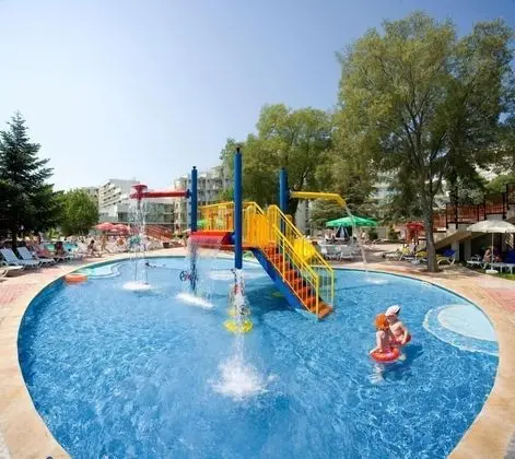 Hotel Laguna Garden - Havuz