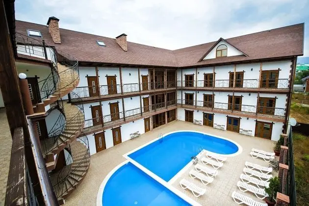 Villa Laguna