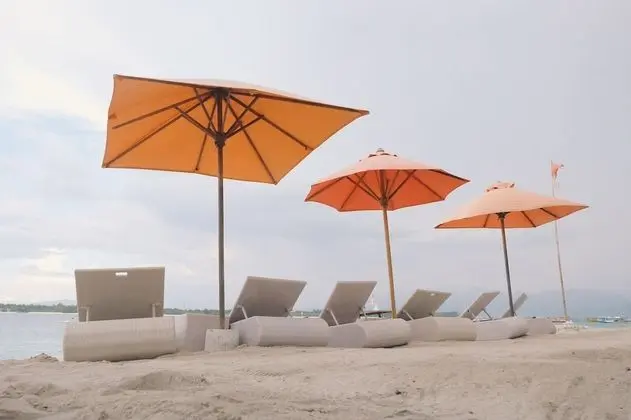 Laguna Gili Beach Resort - Plaj