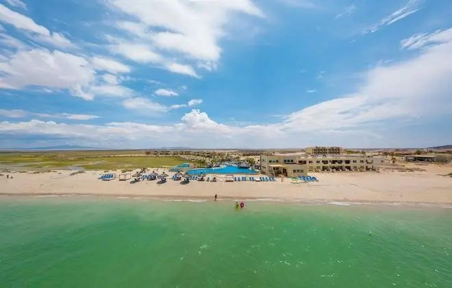 Laguna Shores Resort - Plaj