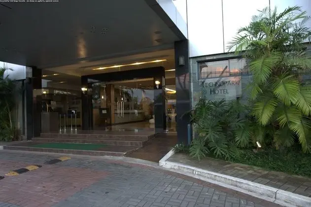 Laguna Technopark Hotel by Cocotel powered by ASTON