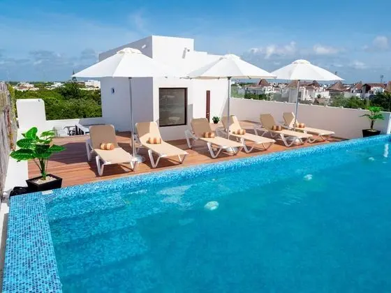 Lahun Suites By Hospitality Wellbeing - Havuz