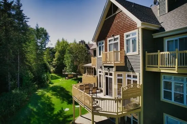 L'Aiglon - Tremblant Sunstar