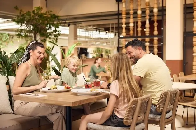 Lake Resort Beekse Bergen - Yerinde Yemek