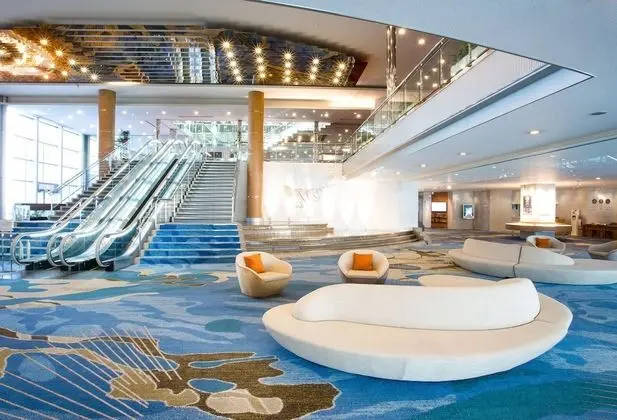 Lake Biwa Otsu Prince Hotel - Lobi