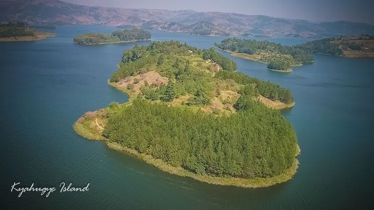 Lake Bunyonyi Eco Resort
