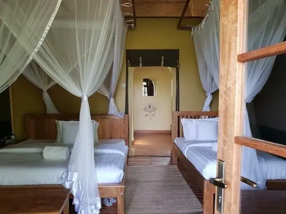 Lake Chahafi  Resort